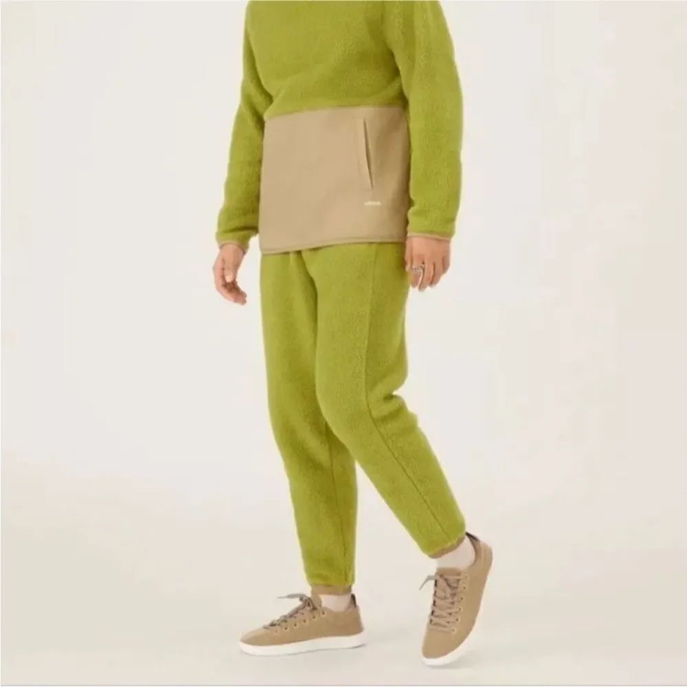 NWT Allbirds Men's (M) Fluff Fleece Pant Joggers in Hazy Lime Size M